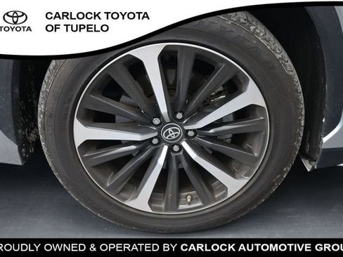 Used 2022 Toyota Highlander XSE FWD image 39