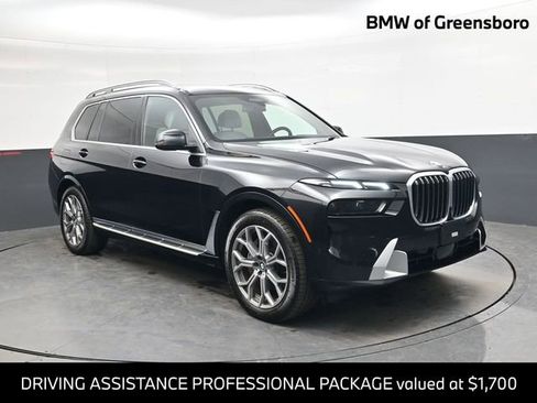 Used 2023 BMW X7 xDrive40i image 1