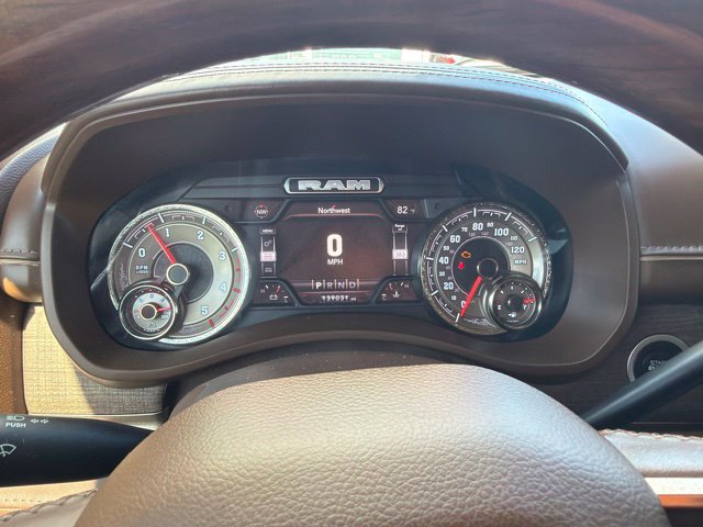 Used 2022 RAM 3500 Limited AWD/4WD image 11