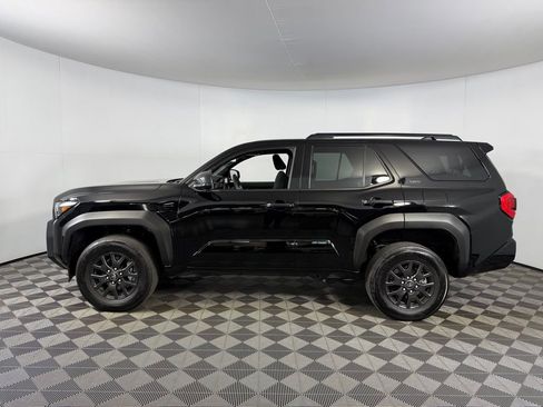 Used 2025 Toyota 4Runner SR5 image 9