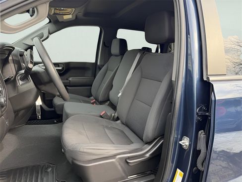 Used 2021 Chevrolet Silverado 1500 Custom image 16