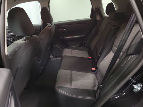 Used 2025 Nissan Rogue SV image 24