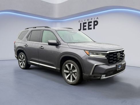 Used 2023 Honda Pilot Elite image 7