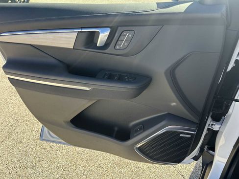 New 2026 Buick Enclave Preferred w/ Power Package image 21