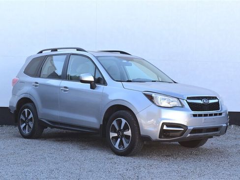 Used 2017 Subaru Forester 2.5i Premium w/ Protection Package #1 AWD/4WD image 1