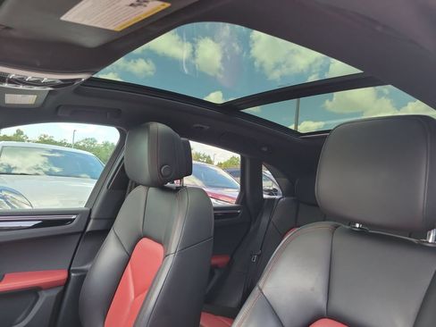 Used 2021 Porsche Macan S AWD/4WD image 21