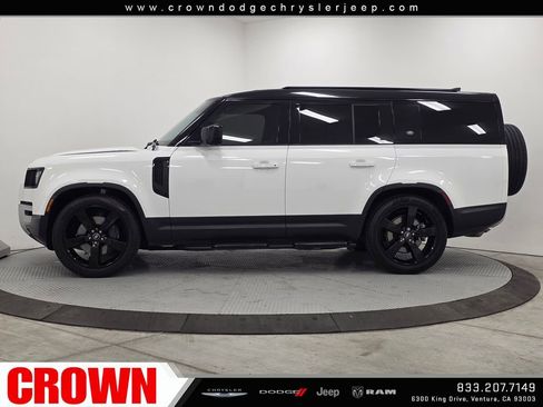 Used 2024 Land Rover Defender 130 S AWD/4WD image 4