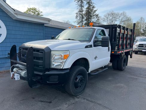 Used 2011 Ford F350 XL image 1