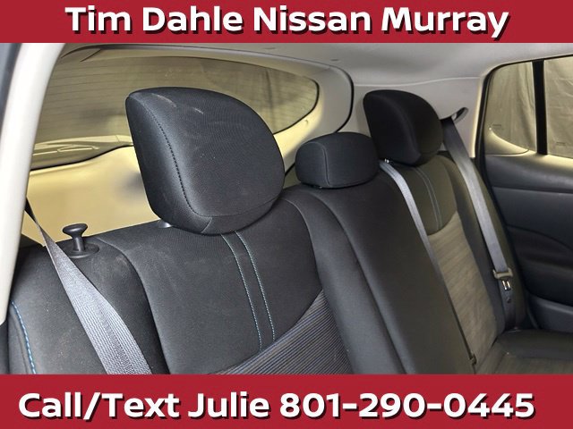 Used 2025 Nissan Leaf S FWD image 19