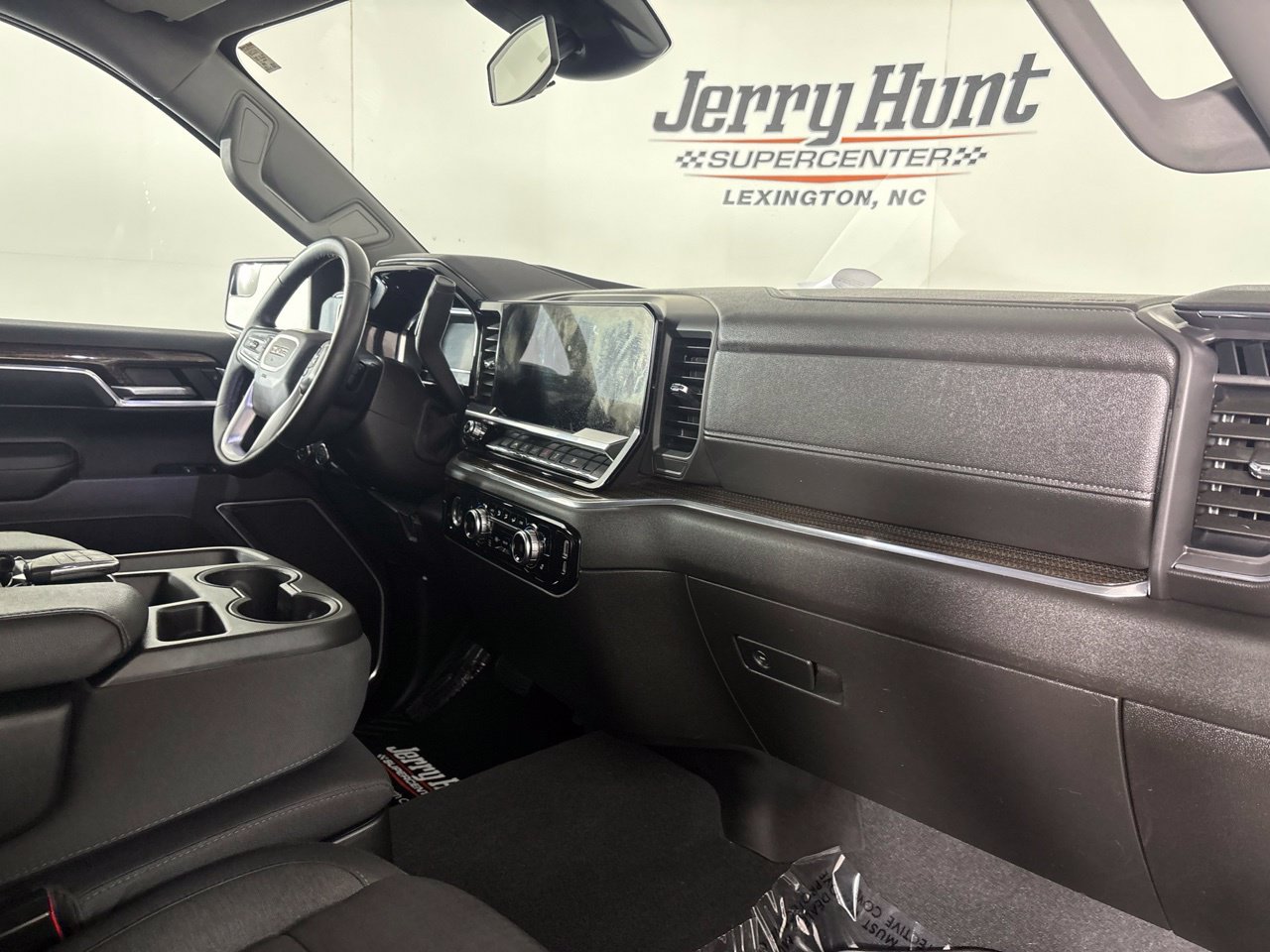 Used 2024 GMC Sierra 1500 Elevation AWD/4WD image 32