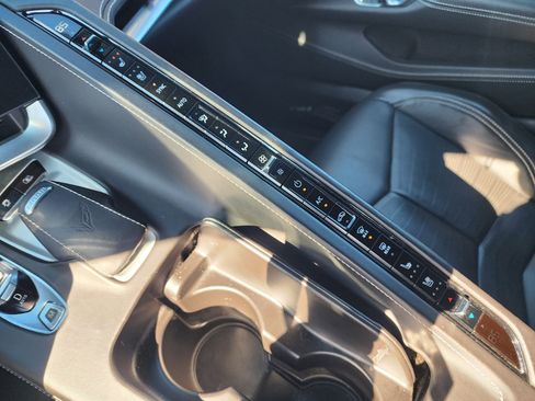 Used 2025 Chevrolet Corvette 3LT image 34