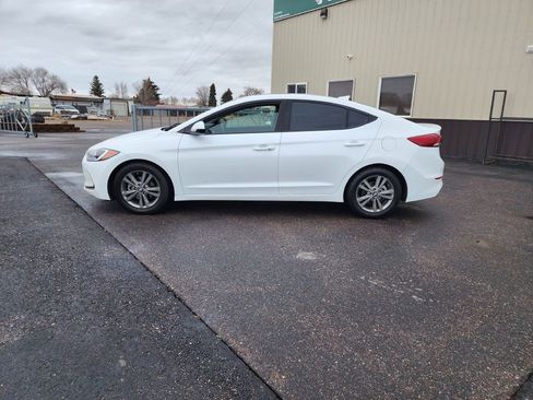 Used 2018 Hyundai Elantra Value Edition image 2