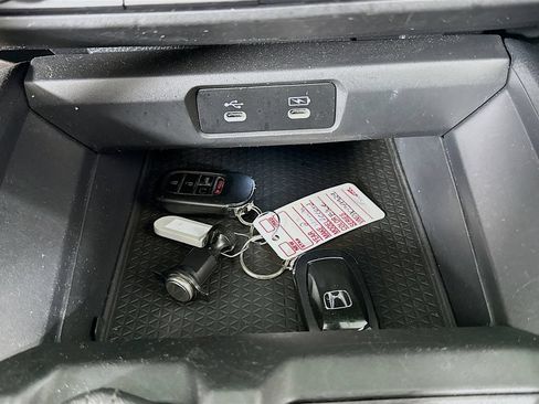 Certified 2023 Honda Accord EX image 19