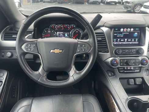 Used 2017 Chevrolet Suburban LT AWD/4WD image 15