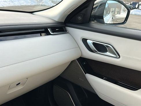 Used 2023 Land Rover Range Rover Velar R-Dynamic S image 20
