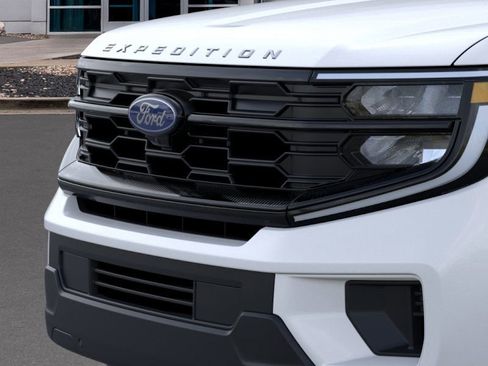 New 2025 Ford Expedition Max Active AWD/4WD image 17