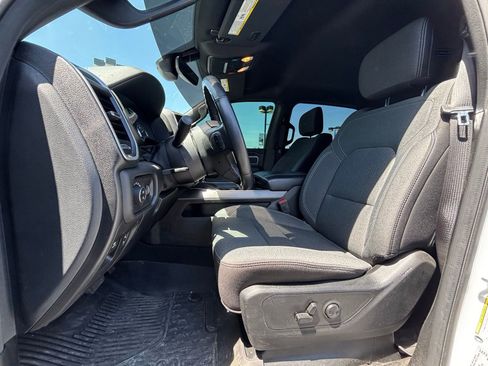 Used 2022 RAM 1500 Big Horn AWD/4WD image 12
