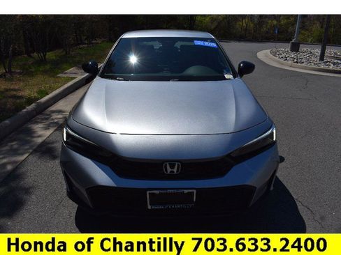 Used 2025 Honda Civic Sport image 2