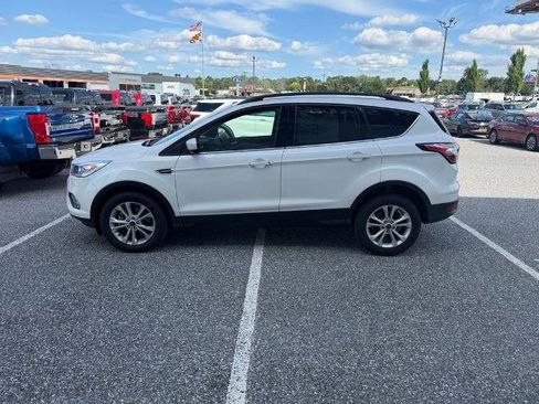 Certified 2018 Ford Escape SEL w/ Ford Safe & Smart Package AWD/4WD image 5