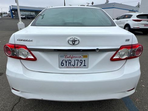 Used 2013 Toyota Corolla LE image 5