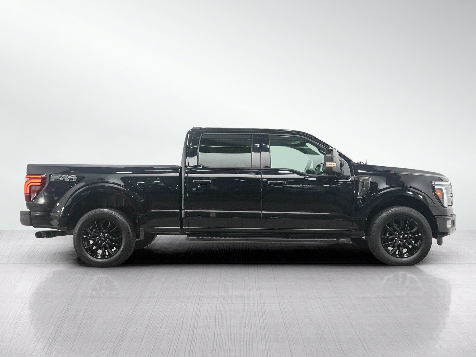 Used 2024 Ford F150 Lariat w/ Bed Utility Package AWD/4WD image 7