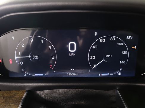 Used 2022 Jeep Grand Wagoneer Series II image 4