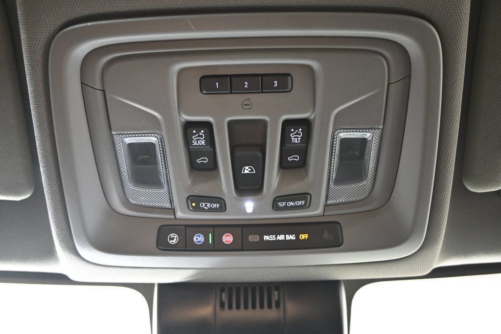 Used 2025 Chevrolet Silverado 1500 LTZ w/ LTZ Premium Package AWD/4WD image 34