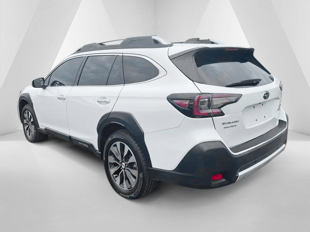 Used 2024 Subaru Outback Touring XT w/ Tech Package 3 AWD/4WD image 5
