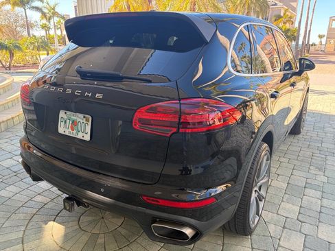 Used 2015 Porsche Cayenne Diesel image 37