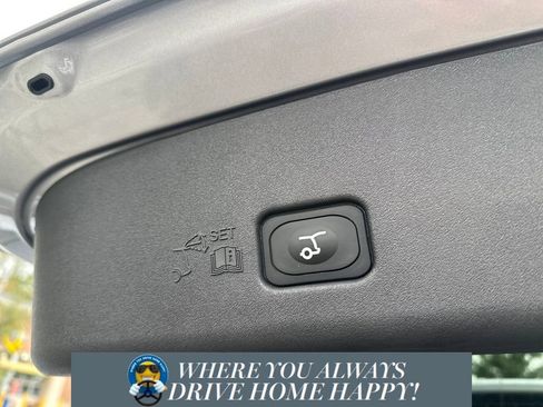 New 2026 Lincoln Nautilus Premier image 25