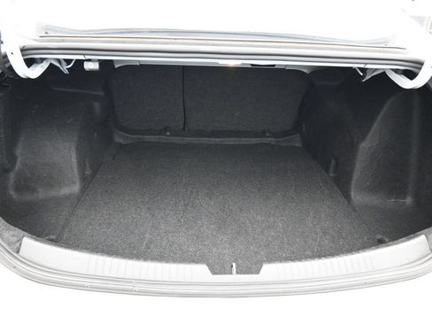 Used 2024 Chevrolet Malibu LT FWD image 31