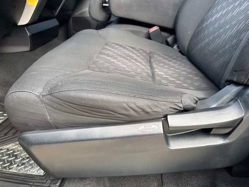 Used 2018 Toyota Tundra SR5 image 18