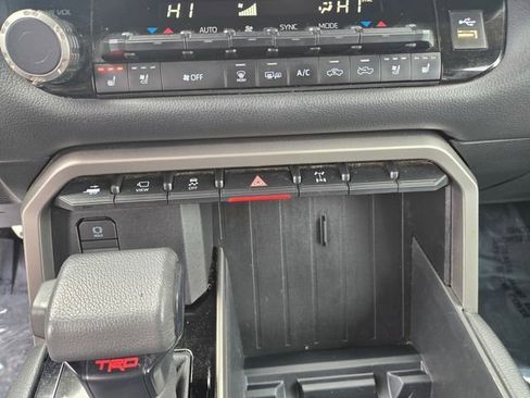 Used 2022 Toyota Tundra Limited w/ TRD Off-Road Package AWD/4WD image 17