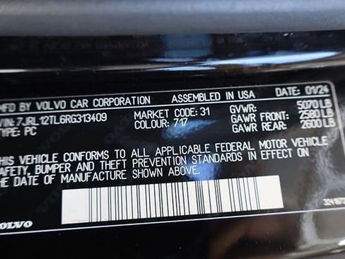 Used 2024 Volvo S60 B5 Plus AWD/4WD image 20