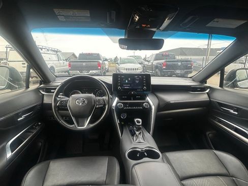 Used 2021 Toyota Venza XLE w/ Softex Package AWD/4WD image 15