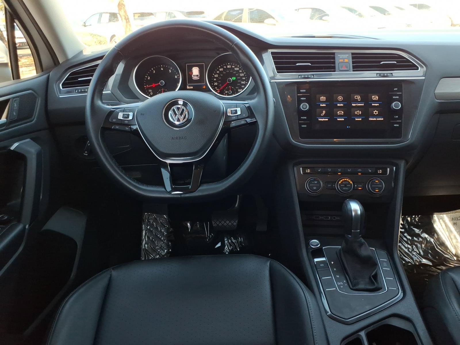 Used 2019 Volkswagen Tiguan SE FWD image 27