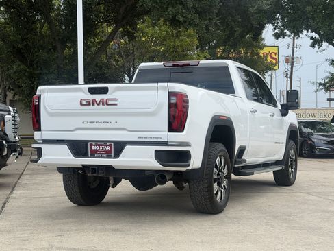 Used 2025 GMC Sierra 2500 Denali AWD/4WD image 6