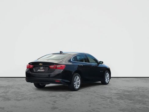 Used 2025 Chevrolet Malibu LT FWD image 8