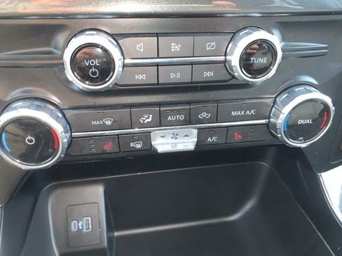 Used 2023 Ford F150 XLT w/ Equipment Group 302A High image 22