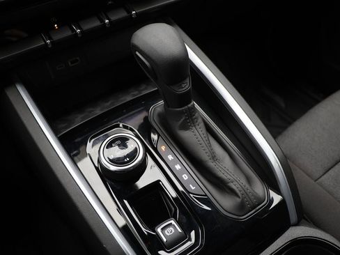 Used 2024 Chevrolet Colorado Trail Boss w/ Advanced Trailering Package image 29