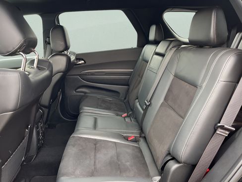 Used 2022 Dodge Durango GT RWD image 14
