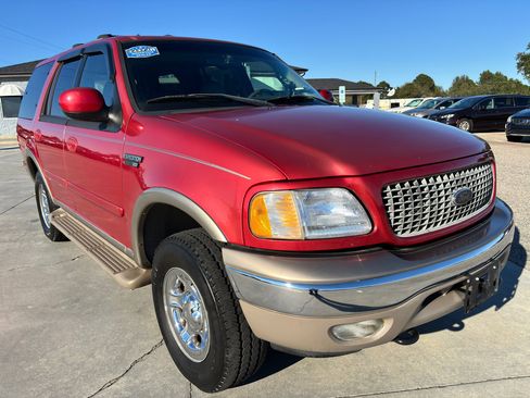 Used 2002 Ford Expedition Eddie Bauer image 2