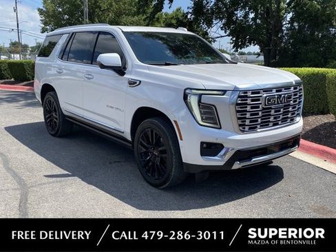 Used 2025 GMC Yukon Denali w/ Denali Reserve Package AWD/4WD image 1