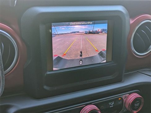 Used 2021 Jeep Gladiator Rubicon image 20