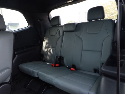 Used 2024 Kia Telluride EX X-Line AWD/4WD image 26