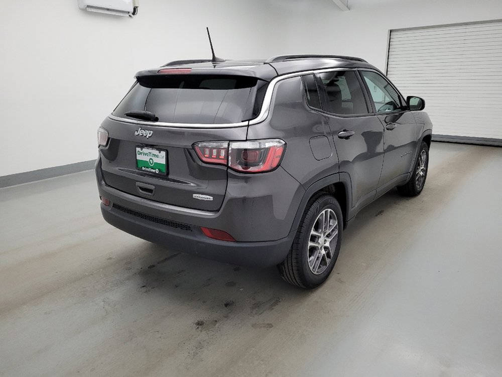 Used 2020 Jeep Compass Latitude FWD image 9