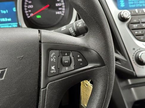 Used 2012 Chevrolet Equinox LS image 20