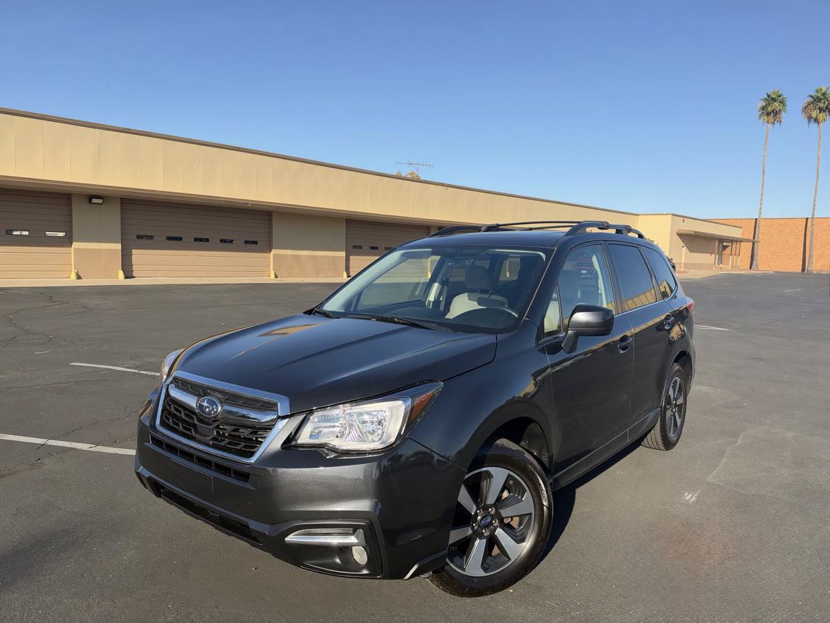 Used 2017 Subaru Forester 2.5i Limited w/ Popular Package #2 AWD/4WD image 3