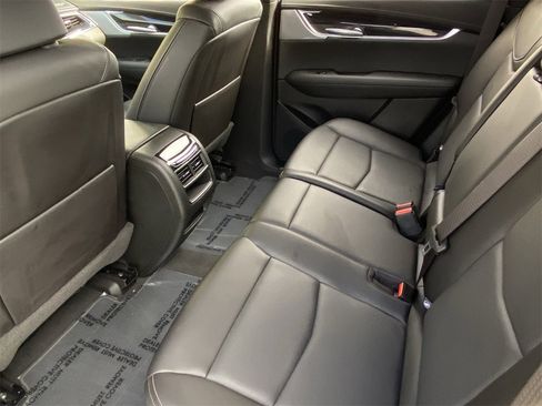 Certified 2025 Cadillac XT5 Premium Luxury image 17