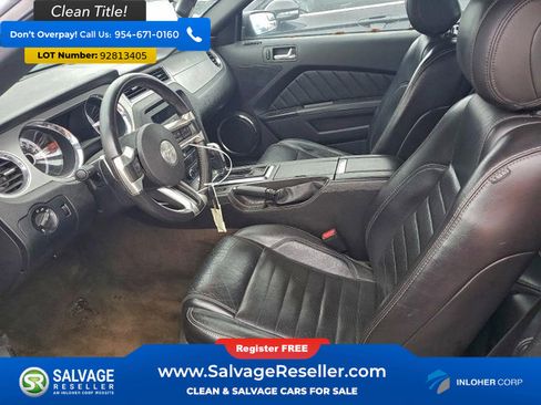 Used 2013 Ford Mustang Premium image 9